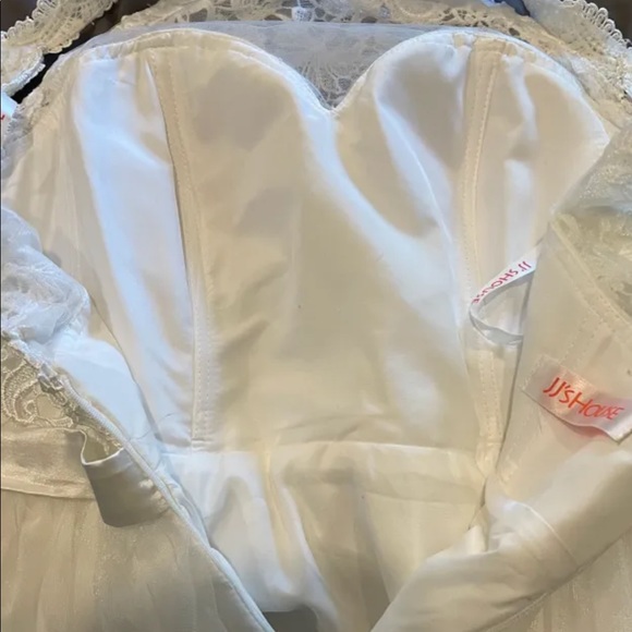 👰♀️❤️💍 A-Line Scoop Neck Floor-Length Tulle JJHouse Wedding Dress - Picture 3 of 8